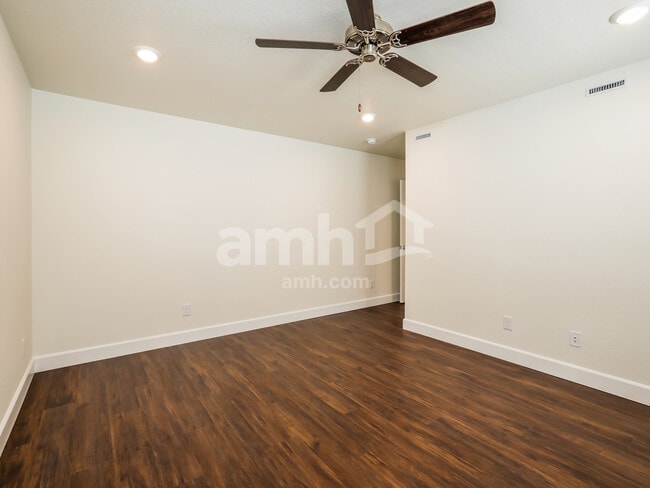 Building Photo - 6509 Enlightenment Dr