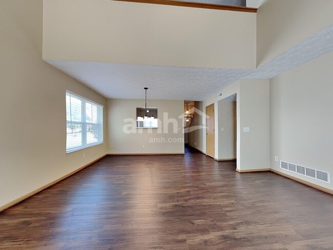 Building Photo - 1302 Shannon Ln