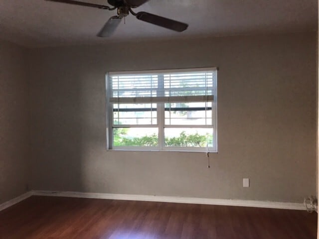 Building Photo - Palma Ceia Home at Fantastic Price!