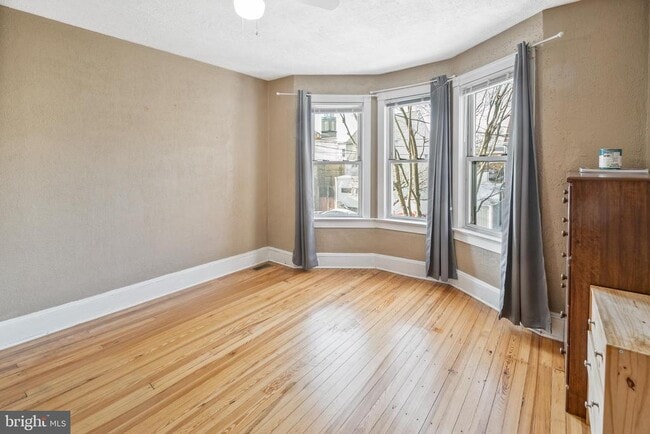 Building Photo - 726 Indiana Ave