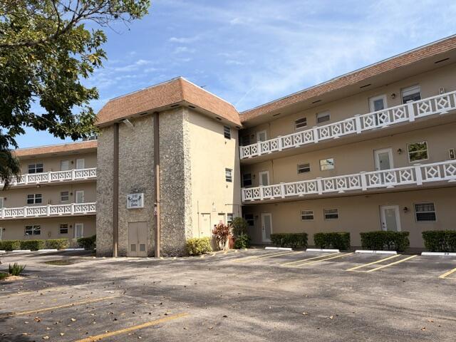 Building Photo - 5103 NW 35th St