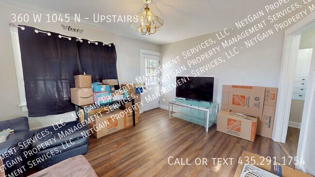Building Photo - Pet Friendly 2 Bedroom 1 bath