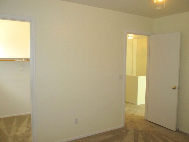 Building Photo - New Listing in Buckeye