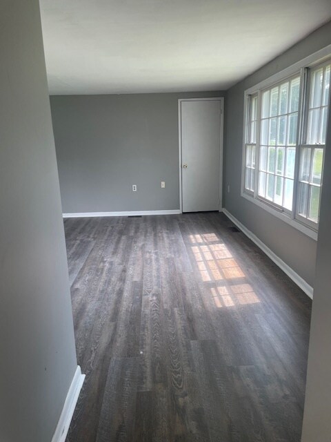 Building Photo - 4923 Elizabeth Ave