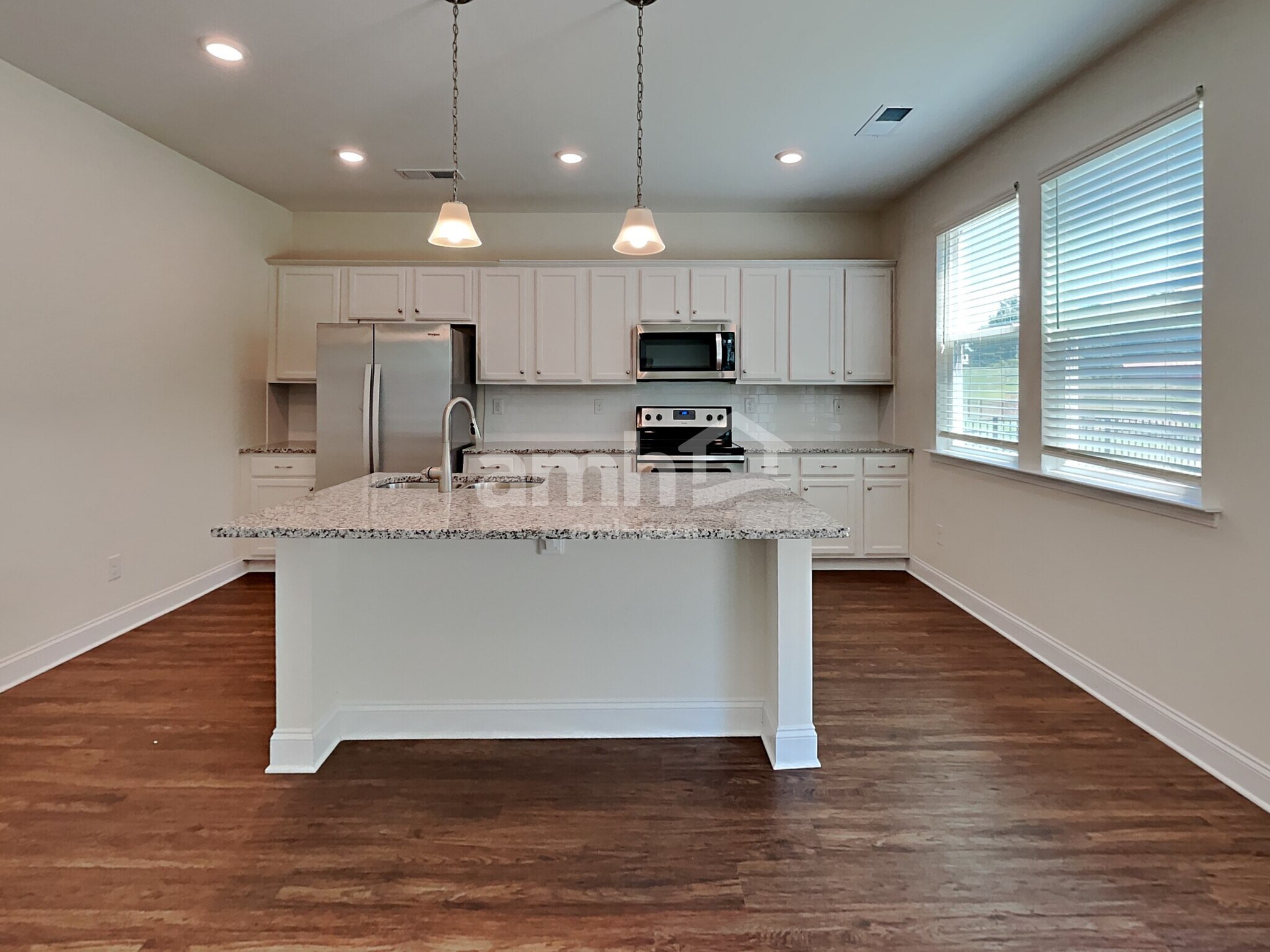 Building Photo - 144 Havenbrook Dr