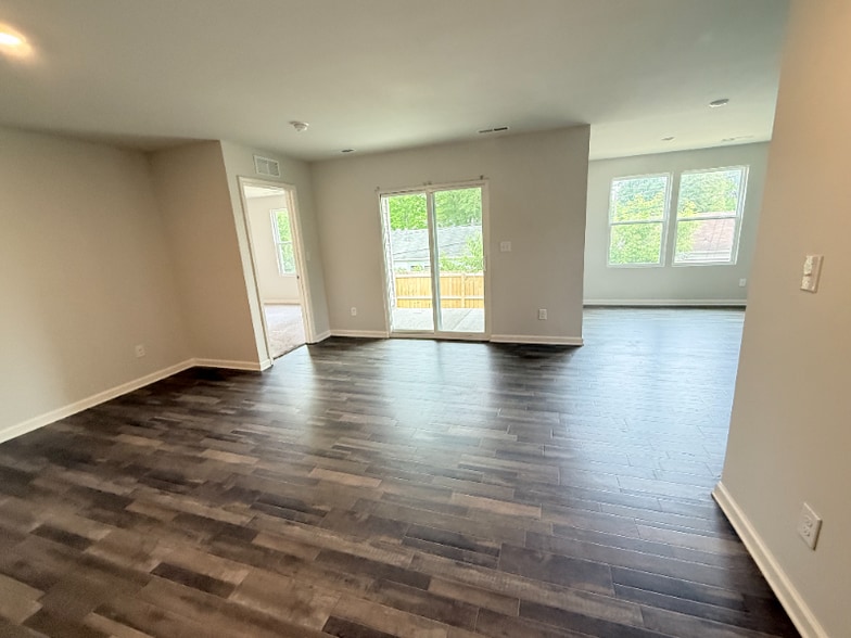 Building Photo - 213 Lowell Ave