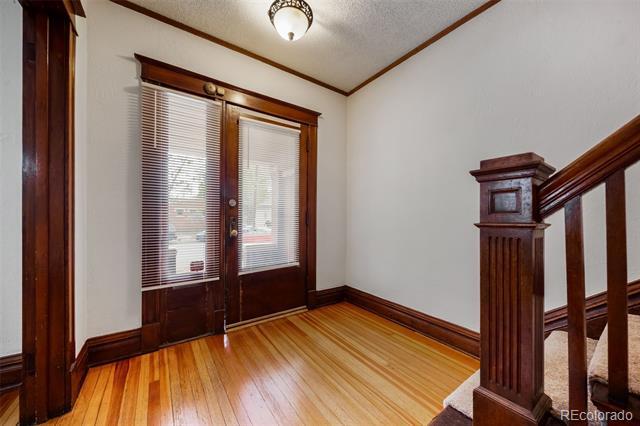Building Photo - 1214 E 10th Ave