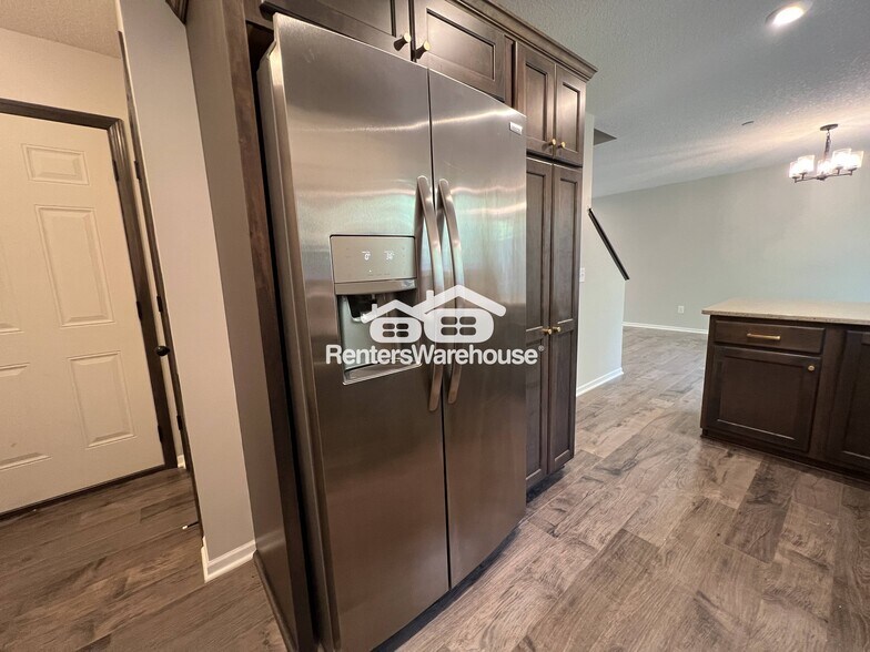 Building Photo - 7110 Calumet Ct
