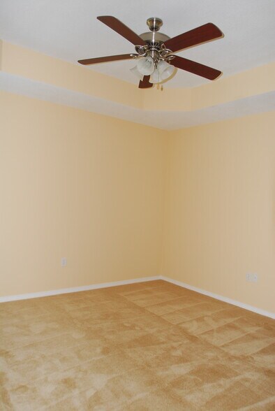 Building Photo - 232 Lantana Blvd