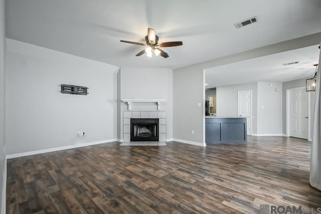 Building Photo - 3437 Myrtle Grove Dr