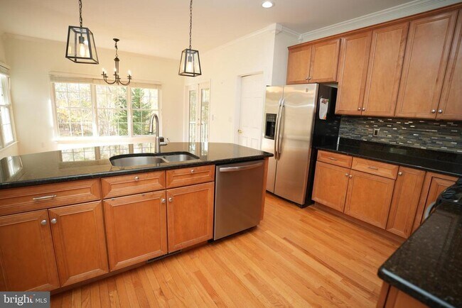 Building Photo - 23293 Misty Pond Ln