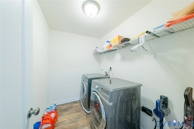 Building Photo - 5001 Maben Hill Ln