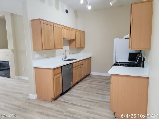 Building Photo - 8985 S Durango Dr