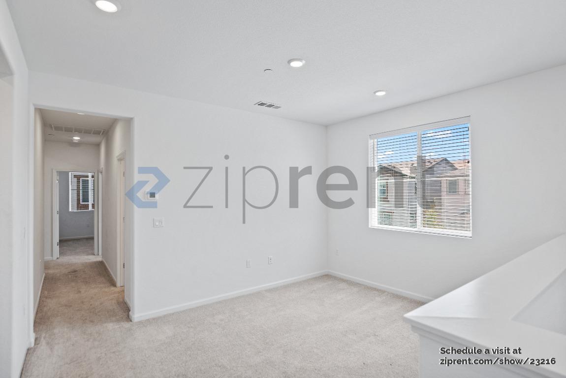 Building Photo - 30 Cypress Ct