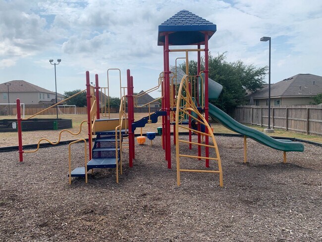 Building Photo - *COMING SOON* Stylish Living in Helotes – 3BR Home with Pool & Park Access!