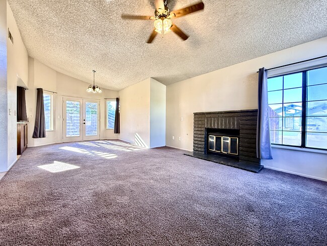 Building Photo - 45045 Denmore Ave