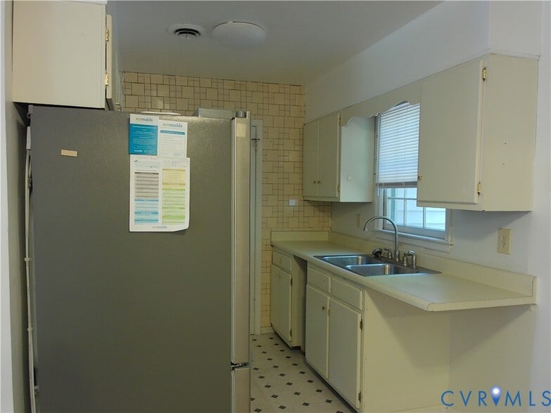 Building Photo - 1716 Winder St