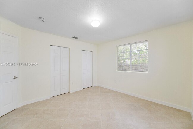 Building Photo - 6320 NW 1st Pl