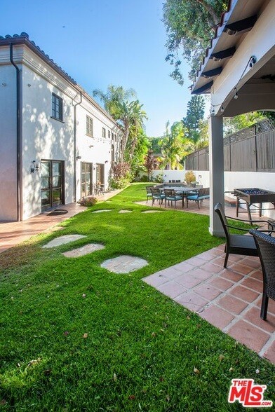 Building Photo - 3501 Caribeth Dr