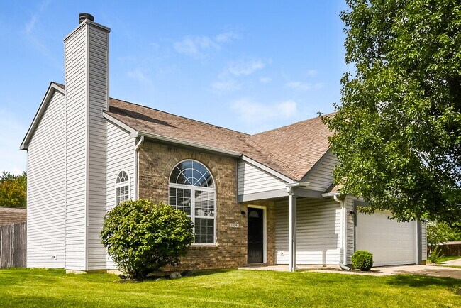 Building Photo - 17124 Rushmore Dr