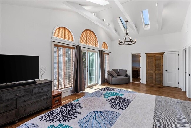 Building Photo - 20 Alanson Ln