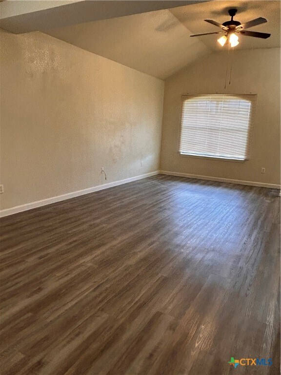 Building Photo - 3208 Raven Dr