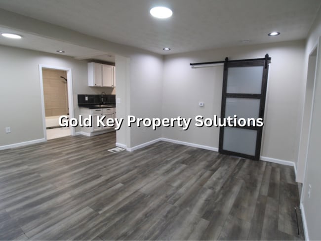 Building Photo - Updated 3 BR 1 BA House with Upgraded Appliances (SECTION 8 APPROVED)