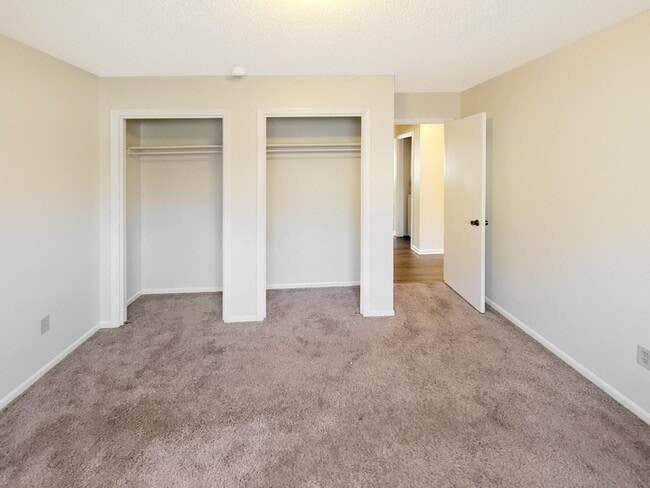 Building Photo - 2940 Vineland Ave SE