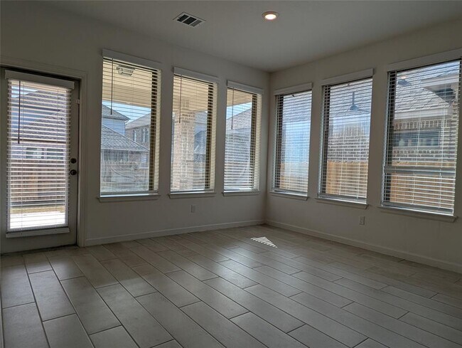 Building Photo - 2624 Franciscana Way