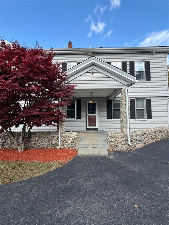 Building Photo - 70 Turnpike St