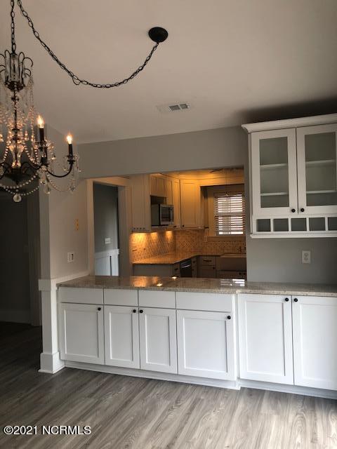 Building Photo - 825 Royal Bonnet Ct