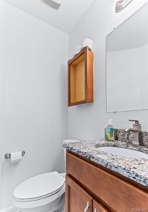 Building Photo - 47086 Auburn Ct