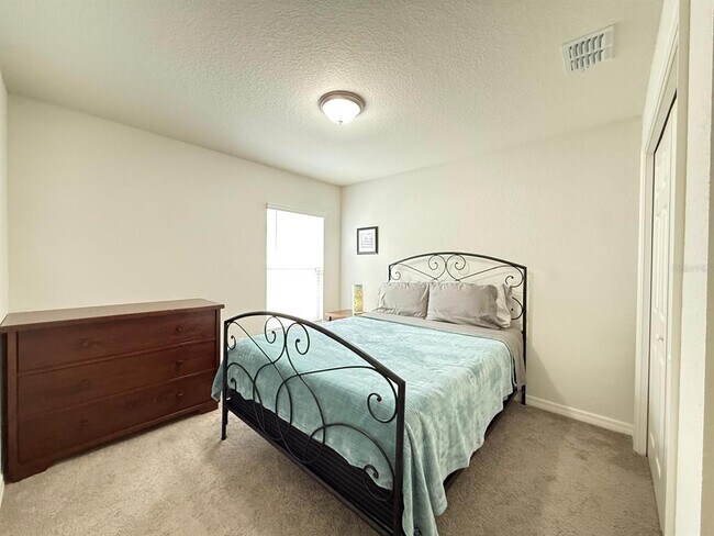 Building Photo - 413 Windy Willow Wy