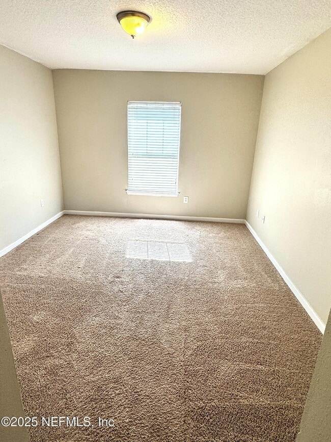 Building Photo - 1500 Calming Water Dr