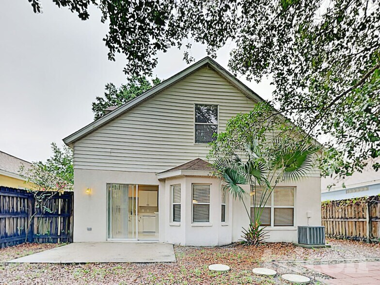 Building Photo - 14926 Deer Meadow Dr