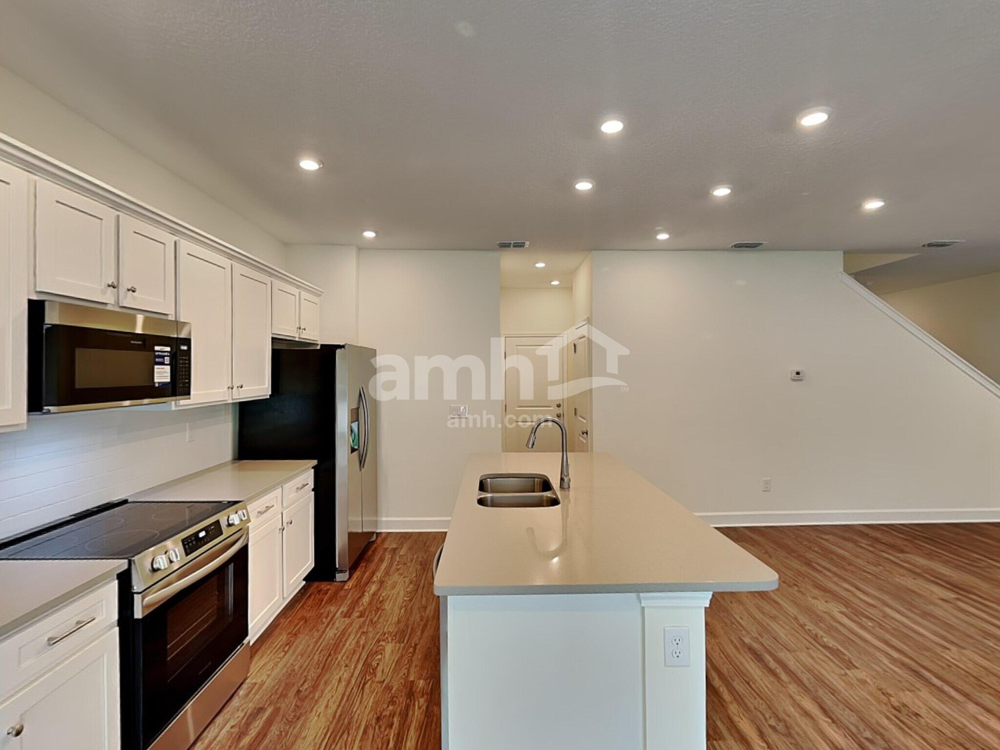 Building Photo - 8549 Belfort St