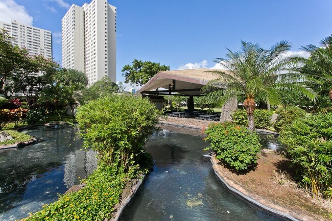 Building Photo - Kukui Plaza #D1905 - Downtown Convenience ...