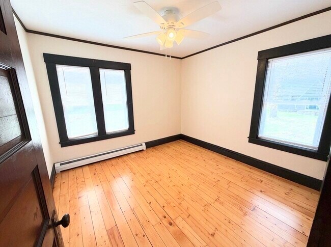 Building Photo - 38 A St