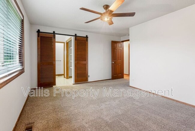 Building Photo - 2197 Doaks Ferry Rd NW