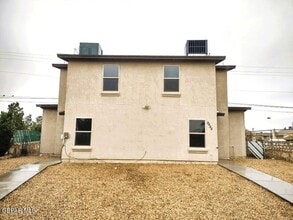 Building Photo - 9488 Landry McKee Ln