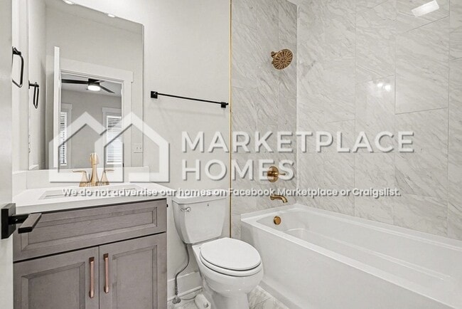 Building Photo - 974 Dozier Pl