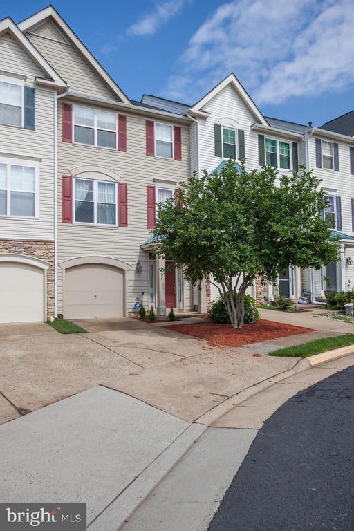 Building Photo - 13396 Burrough Farm Dr