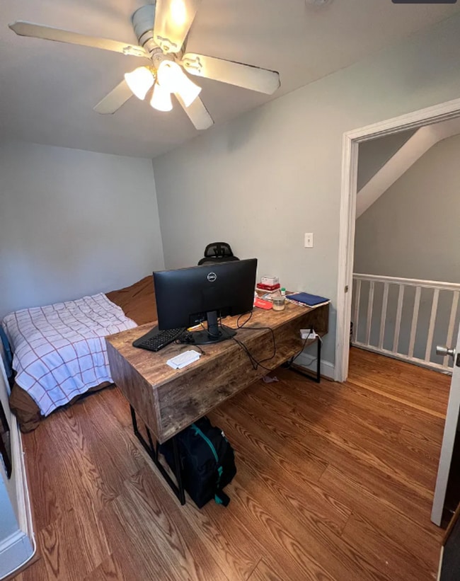 Building Photo - 4 Bedroom House For Rent In Manayunk