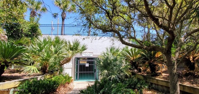 Building Photo - 216 Salt Grass Ct