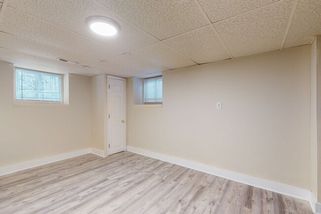 Building Photo - 3440 Mayfield Ave