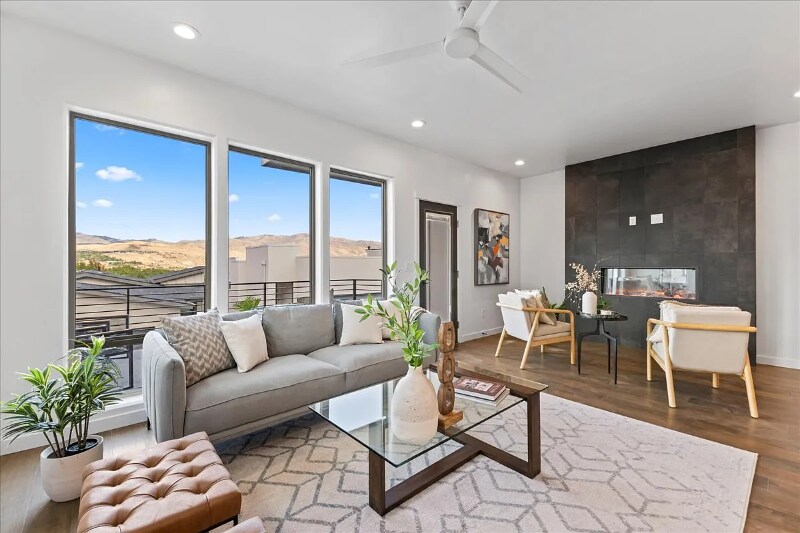 Building Photo - 1277 E Echelon Rdg Ln