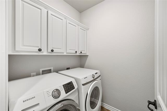 Building Photo - 2408 Comal Ct