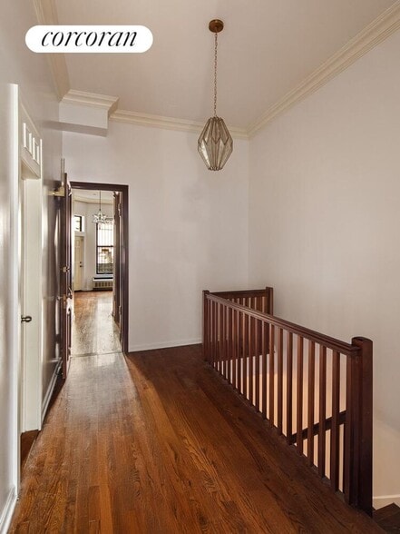 Building Photo - 165 W 126th St