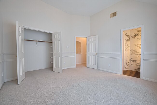 Building Photo - 36 Watermill Pl