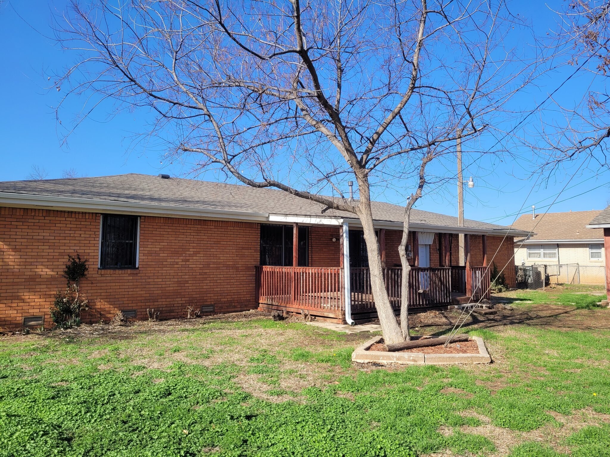 Building Photo - 4805 Del Crest Dr